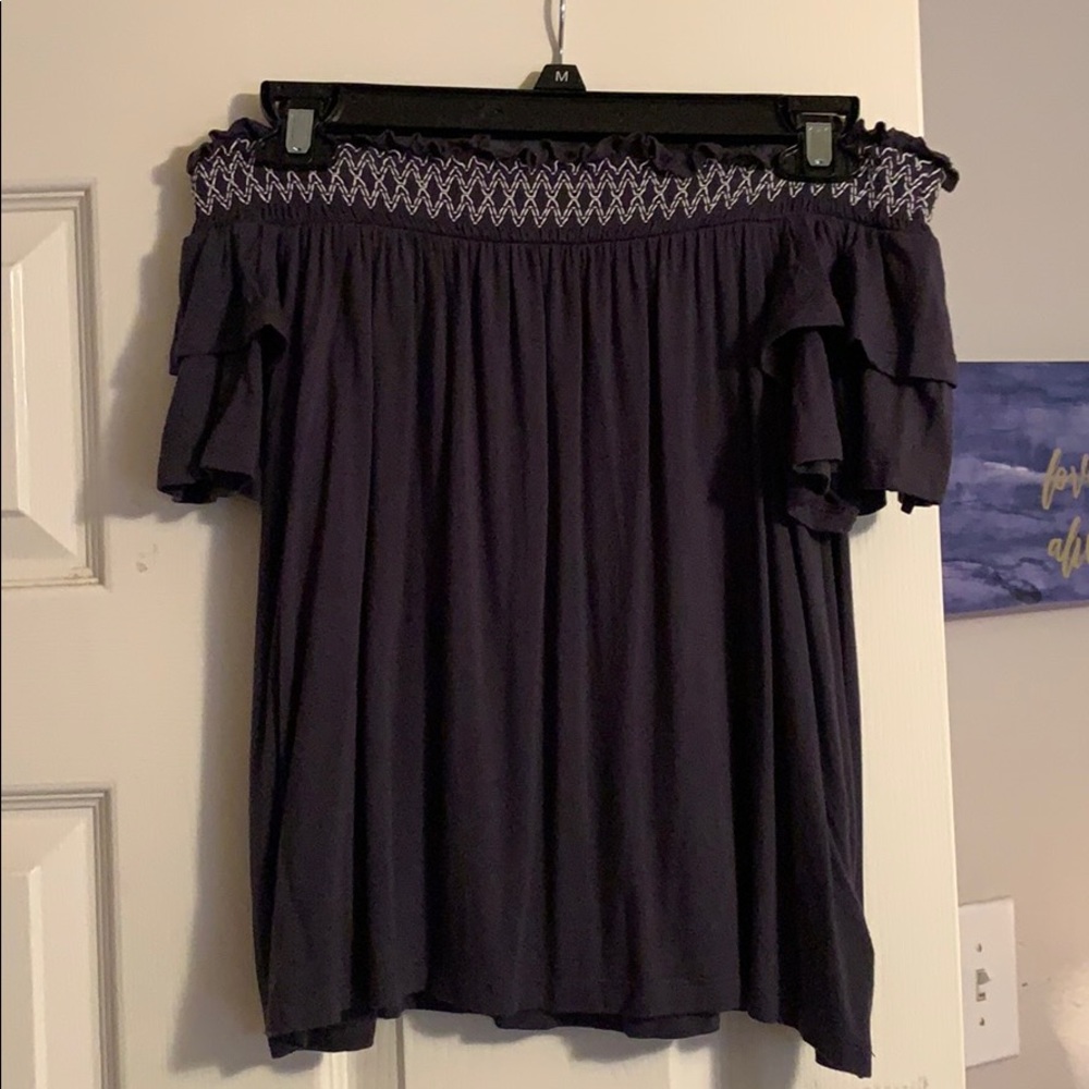 Off the shoulder shirt!